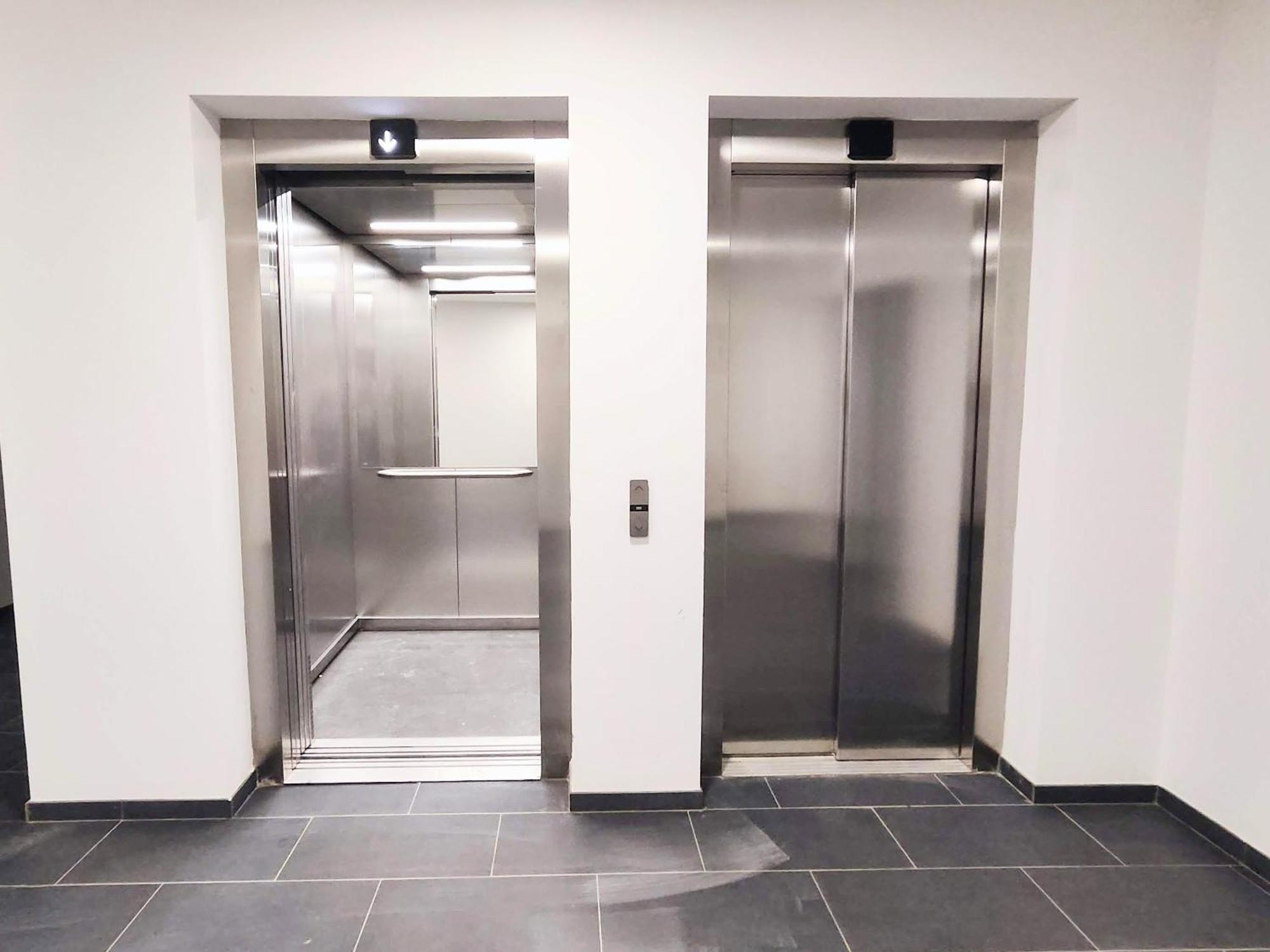 Wings - Brand New - Presidential Garden - Free Parking Apartment Bratislava Luaran gambar